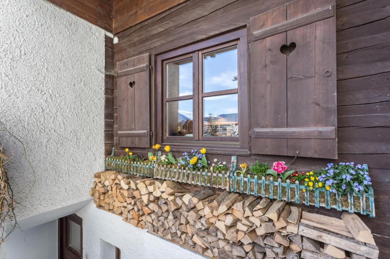 2 - Lockstein Apartment